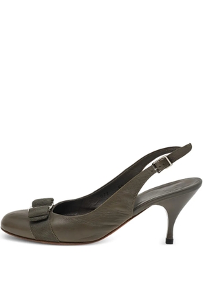 Ferragamo Pre-Owned 75mm Vara-bow slingback pumps - Grey