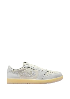 Nike Air Jordan 1 Low OG floral-embroidered sneakers - White