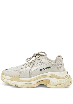 Balenciaga Pre-Owned chunky mesh sneakers - Grey