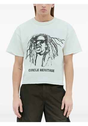 CIRCLE HERITAGE graphic-print raw-edge T-shirt - White