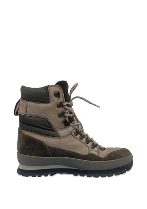 Moncler Vintage lace-up hiking boots - Brown