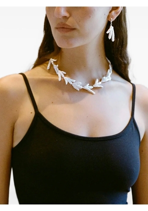 Gohar World Host chicken-foot necklace - White