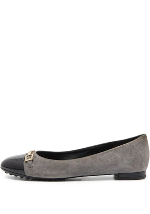 Tod's Vintage Pre-Owned suede ballet flats - Grey