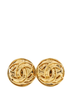 CHANEL Pre-Owned 1994 CC Gold Plated Round Clip On Earrings costume earrings