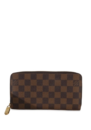 Louis Vuitton Pre-Owned Zippy monogram wallet - Brown