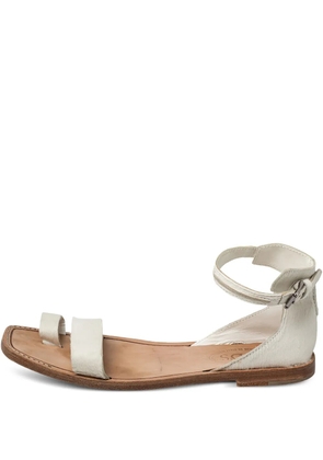 Tod's Vintage pre-owned buckle-fastening sandals - White