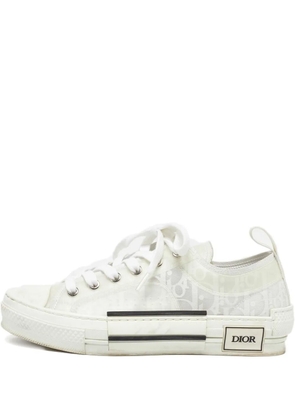 Christian Dior Pre-Owned monogram canvas low-top sneakers - White