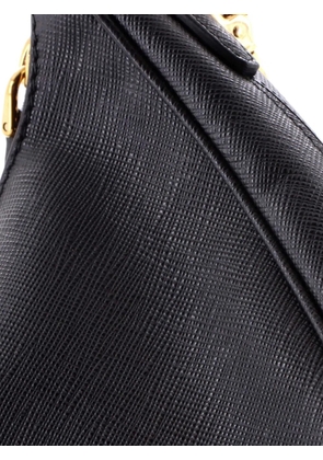 Prada Pre-Owned Re-Edition 2005 Shoulder Bag Saffiano Leather Small crossbody bag - Black