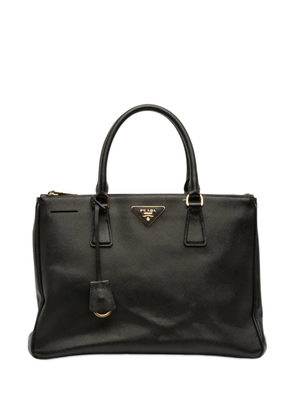 Prada Pre-Owned 2010-2026 Medium Saffiano Lux Galleria Double Zip satchel - Black