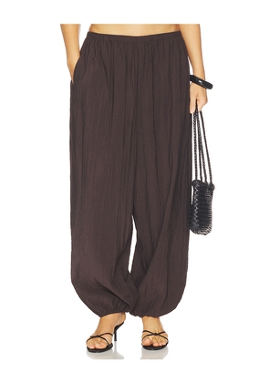 Geel Eliot Pant in Chocolate. Size S. Also in XS, M, L.