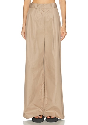Balenciaga High Waist Pant in Beige - Beige. Size 38 (also in 40).