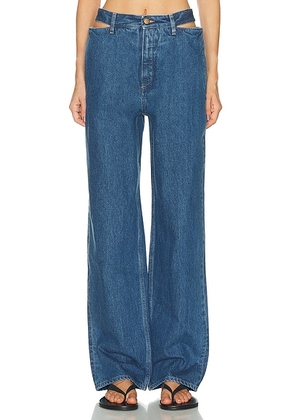 Jil Sander Straight Leg in Medium Denim - Blue. Size 44 (also in 42).