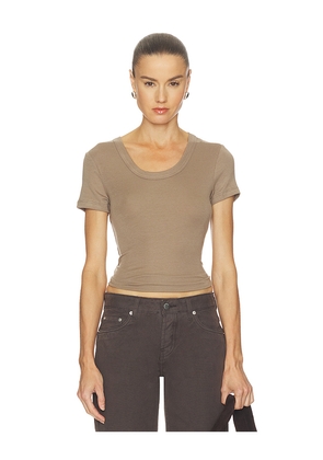 Citizens of Humanity Maude U Neck Tee in Brown. Size XS. Also in S, M, L, XL.