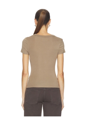 Citizens of Humanity Maude U Neck Tee in Brown. Size XS. Also in S, M, L.