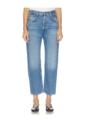Citizens of Humanity Winslow Boyfriend Jeans in Blue. Size 23. Also in 24, 25, 26, 27, 28, 29, 30, 31, 32, 33, 34.