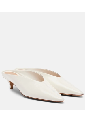 Bottega Veneta Virna leather mules