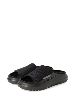 UGG PeakMod touch-strap sandals - Black