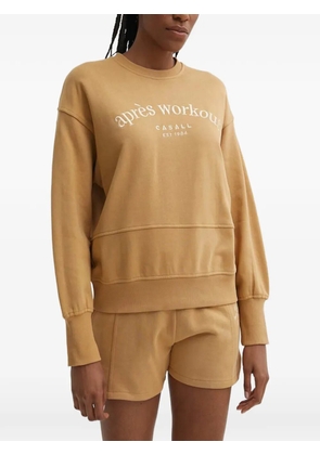 Casall logo-embroidered dropped-shoulder sweater - Brown