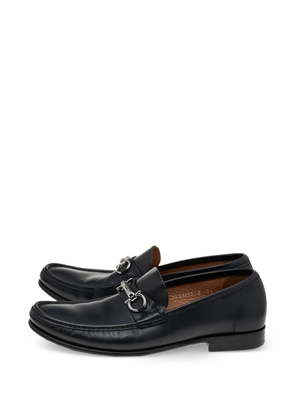 Ferragamo Pre-Owned Gancio slip-on loafers - Black