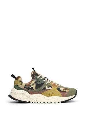 FLOWER MOUNTAIN Wave camouflage-print panelled sneakers - Green