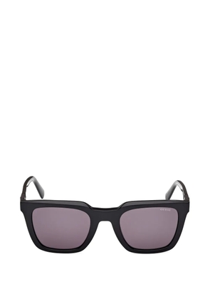 GUESS EYEWEAR square-frame sunglasses - Black