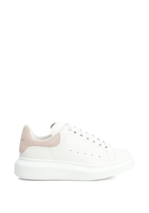 Alexander McQueen Oversized suede-trim sneakers - White
