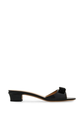 Ferragamo Vara bow slides - Black