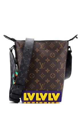 Louis Vuitton Pre-Owned Cruiser Messenger Limited Edition LV Rubber Monogram Canvas and Monogram Eclipse crossbody bag - Brown
