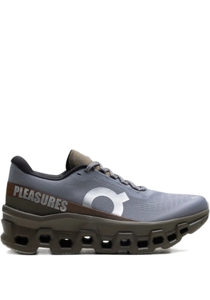 On x Pleasures x The Loop Cloudmonster 2 'Mist/Olive' sneakers - Grey