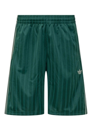 adidas three-stripe shorts - Green