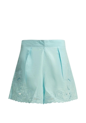 Juliet Dunn embroidered-scallop shorts - Blue