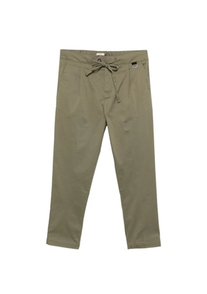 OFFICINA 36 drawstring-waist pleated trousers - Green