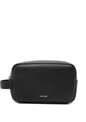 Calvin Klein logo-print wash bag - Black