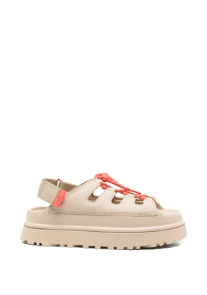 UGG toggle-fastening cut-out sandals - Neutrals