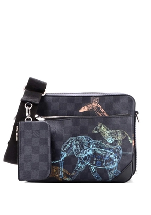 Louis Vuitton Pre-Owned Trio Messenger Bag Limited Edition Wild Animals Damier Graphite crossbody bag - Black