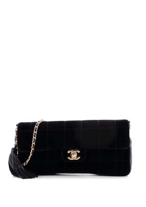 CHANEL Pre-Owned Chocolate Bar Tassel Flap Bag Quilted Velvet East West shoulder bag - Black