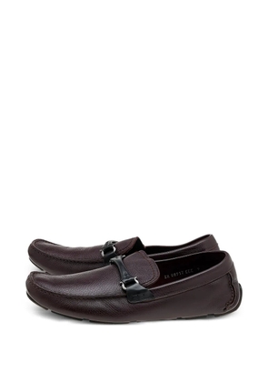 Ferragamo Pre-Owned Gancini Horsebit loafers - Red
