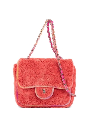 CHANEL Pre-Owned quilted shearling shoulder bag - Pink