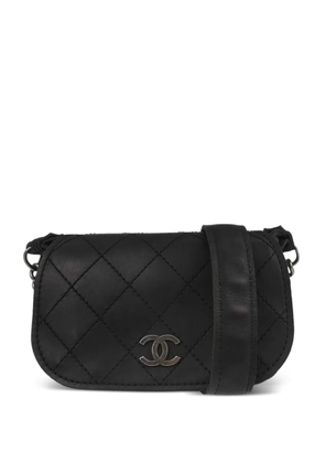 CHANEL Pre-Owned 2014 Highlander quilted messenger bag - Black