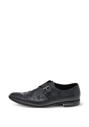 Prada Pre-Owned Saffiano leather buckled shoes - Black