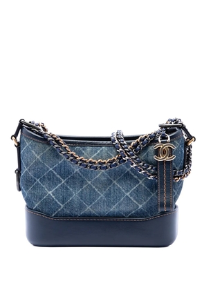 CHANEL Pre-Owned 2018 Small Printed Denim and Calfskin Gabrielle Hobo crossbody bag - Blue
