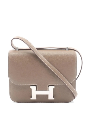 Hermès Pre-Owned 2023 mini Constance 3 leather shoulder bag - Brown