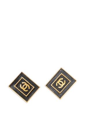 CHANEL Pre-Owned clip-on earrings - Gold