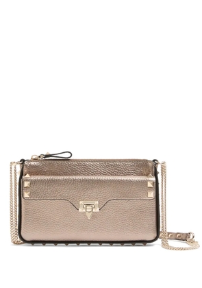 Valentino Garavani Rockstud chain pouch in laminated grainy calfskin - Brown