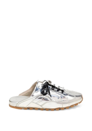 Dorothee Schumacher metallic-finish mule sneakers - Silver