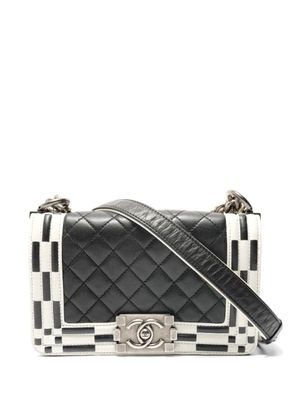 CHANEL Pre-Owned 2014 Boy checkerboard shoulder bag - Black
