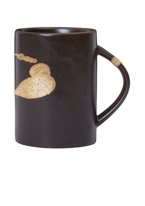 Ferm Living Koyo Mug in Dark Brown & Buff - Brown. Size all.