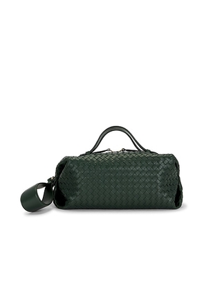 Bottega Veneta Gioco Shoulder Bag in Alpine Green & Brass Vibrato - Green. Size all.