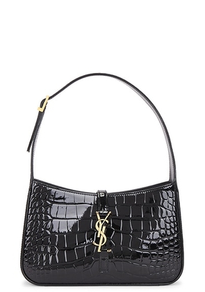 Saint Laurent Le 5 a 7 Shoulder Bag in Nero - Black. Size all.