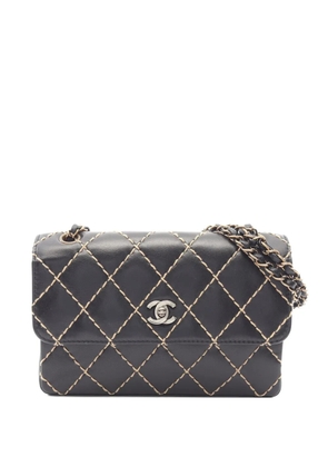 CHANEL Pre-Owned 2000-2002 Wild Stitch shoulder bag - Black